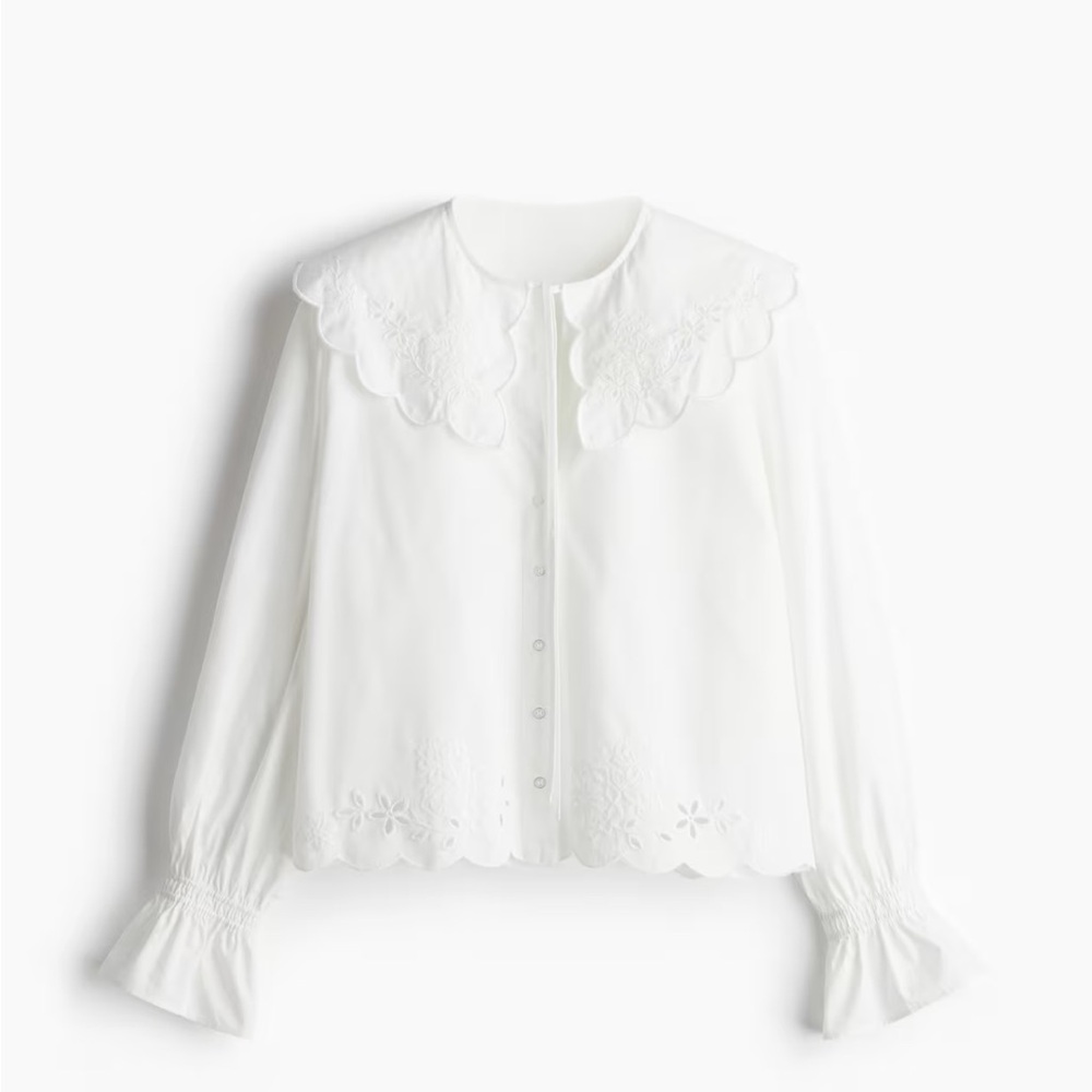 Sold out H&M white embroidered blouse Elegant White Blouse with Scalloped Collar